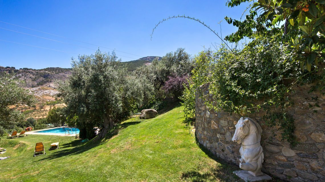 Hotel Boutique con piscina cerca de Granada