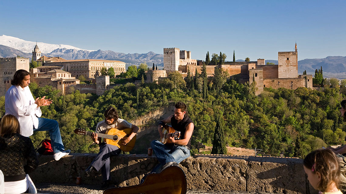 mirador-san-nicolas-albaicin|alhambra-sierra-nevada-albaicin|bar-a-albaicin|hotel-albaicin|mirador-san-nicolas-quartier-albaicin|restaurant-terrasse-albaicin|santa-isabel-quartier-albaicin